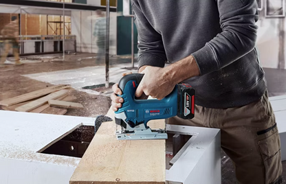 Лобзик Bosch Professional GST 185-LI без акумулятора